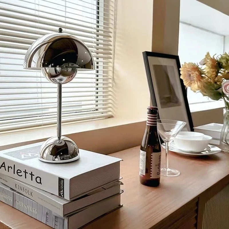 Stylish Modern Tabletop Lamp