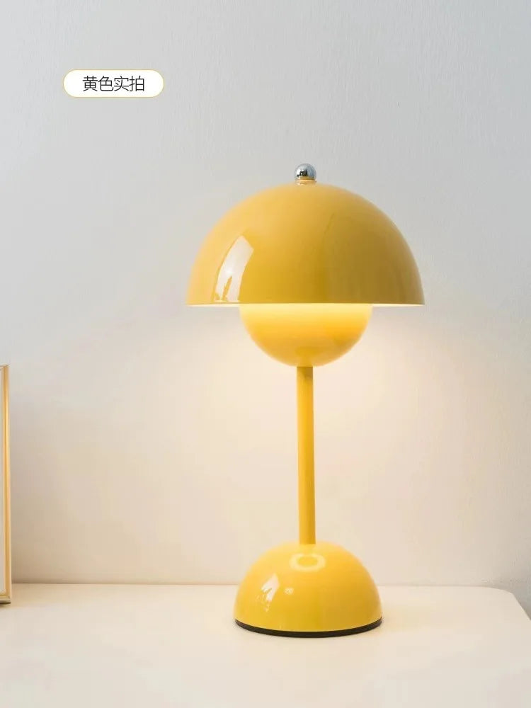 Stylish Modern Tabletop Lamp